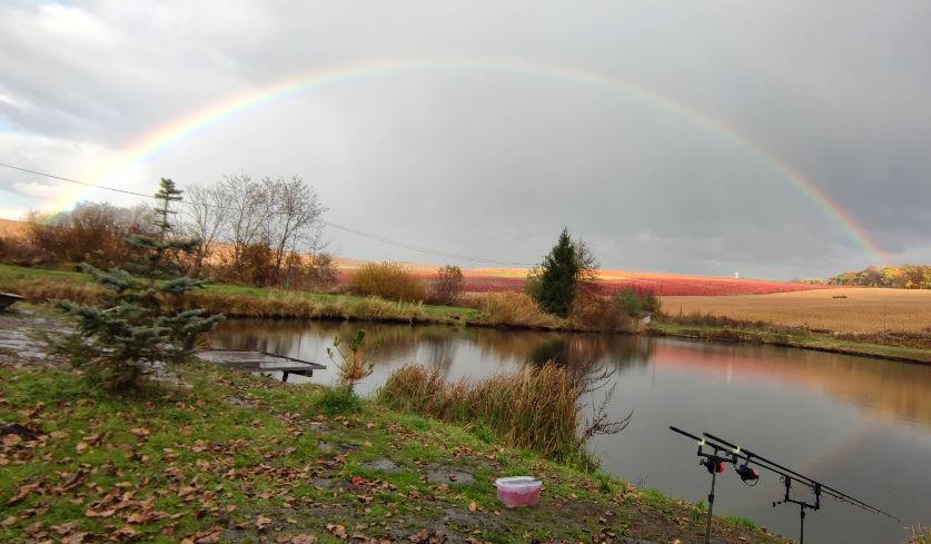 Градівка (Hradivka Lake)