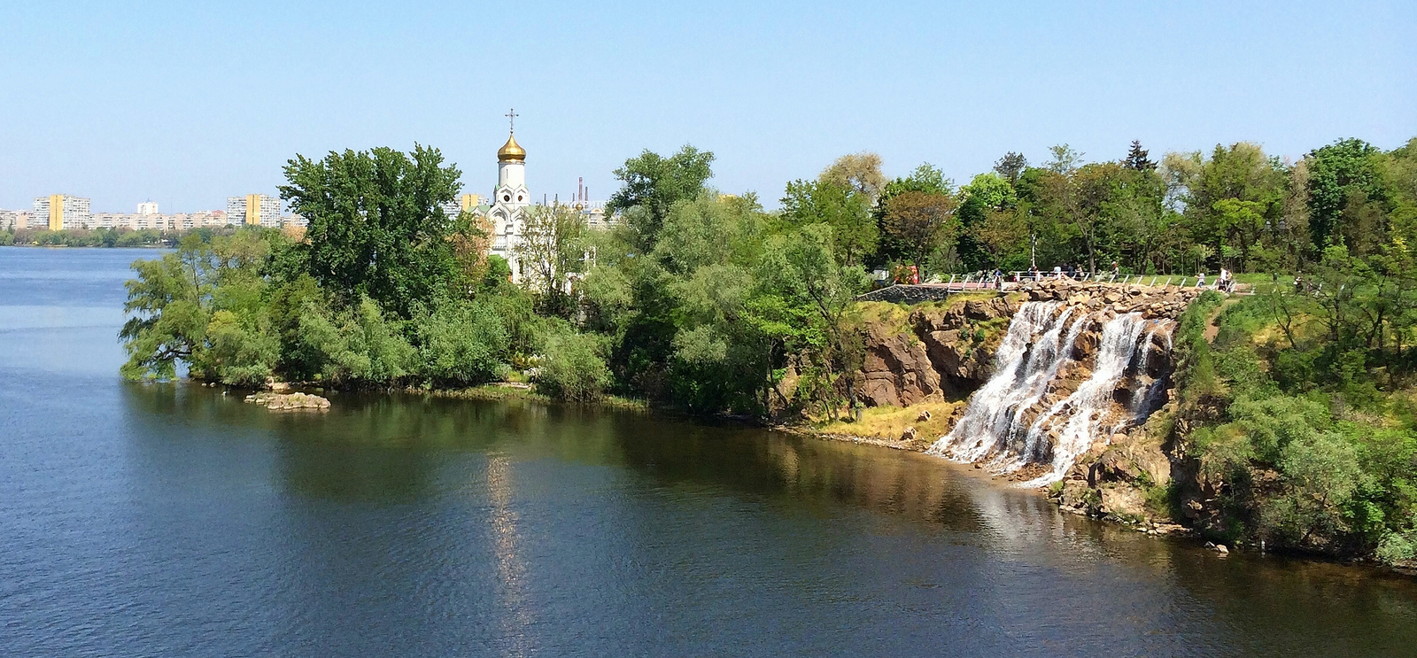 Монастирський острів (річка Дніпро)